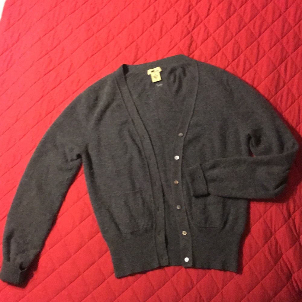 Amazing Oats Brand 100% Cashmere Cardigan!